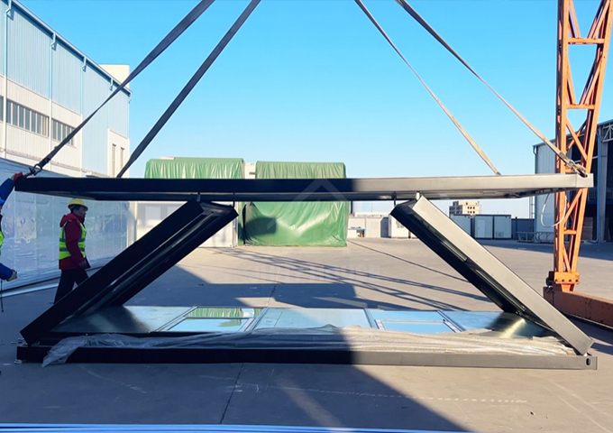 منازل حاويات قابلة للطي مخصصة بطول 20 قدمًا يتم شحنها إلى بلدك عبر الشحن البحري، 10 مجموعات/40HQ